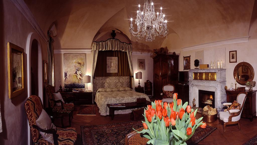 Castello Di Strambinello Bed & Breakfast Екстериор снимка